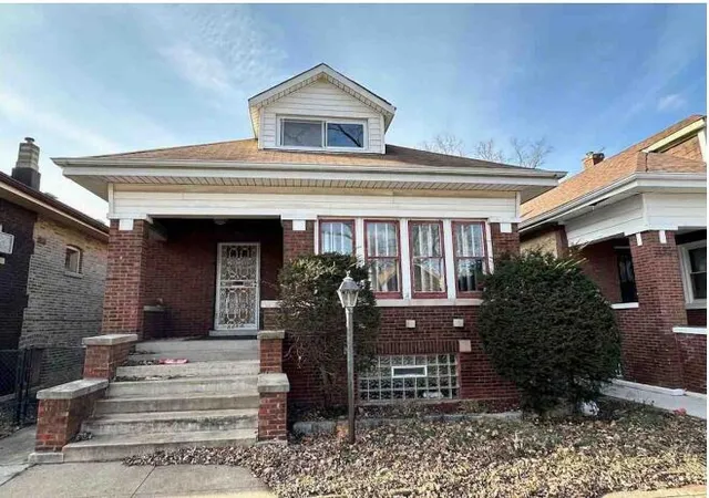 Homes for sale in Chicago, IL | 8414 S Aberdeen St, Chicago, IL 60620 | MLS# 12692797