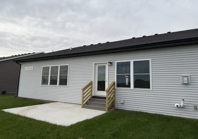 Homes for sale in Channahon, IL | 25140 S Westwind Dr, Channahon, IL 60410 | MLS# 12692804