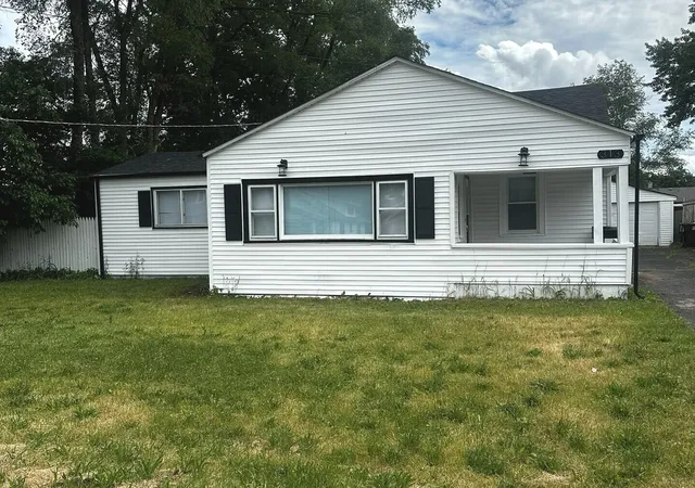 Homes for sale in Loves Park, IL | 313 Grand Blvd, Loves Park, IL 61111 | MLS# 12692831