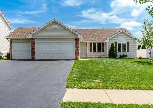 Homes for sale in Machesney Park, IL | 3047 Vaughndale Dr, Machesney Park, IL 61115 | MLS# 12692834