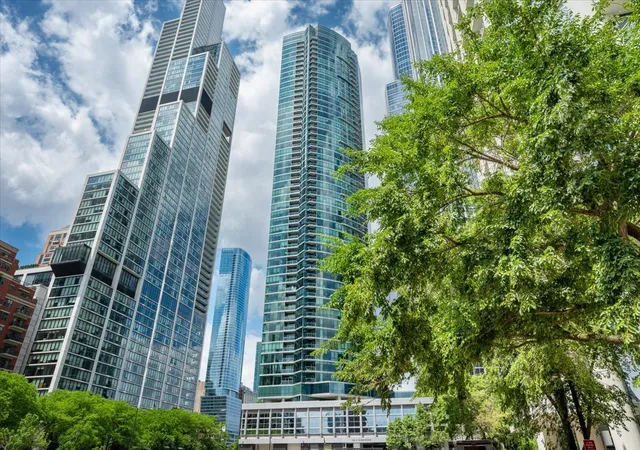 Homes for sale in Chicago, IL | 1201 S Prairie Ave #803, Chicago, IL 60605 | MLS# 12692848