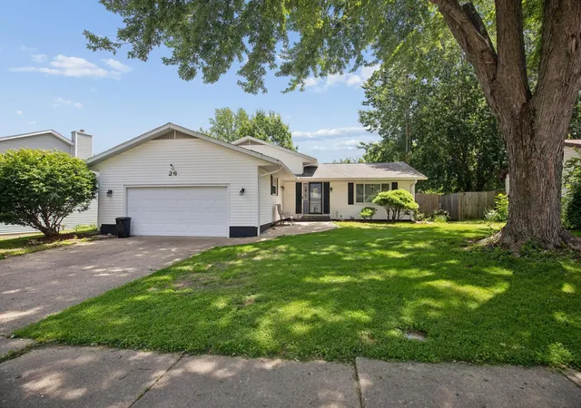 3rd image of 26 Skyview Dr, Springfield, IL 62702 | MLS# 12692881