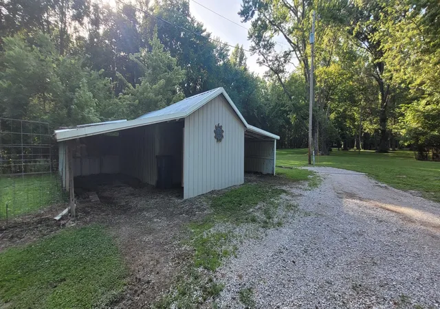 Homes for sale in Nason, IL | 211 S 11th St, Nason, IL 62816 | MLS# 12692890