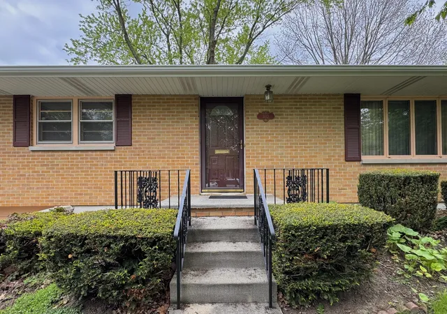 Homes for sale in De Kalb, IL | 303 Gayle Ave, De Kalb, IL 60115 | MLS# 12692903