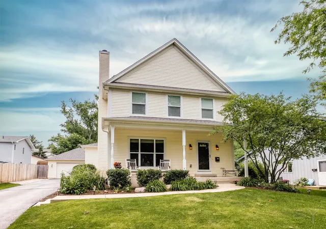 Homes for sale in Batavia, IL | 750 N River St, Batavia, IL 60510 | MLS# 12692909