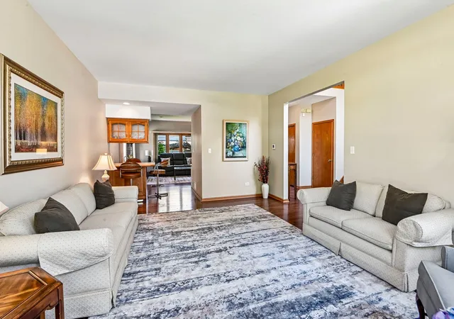 Photo 3 of Sale Pending at 9237 Kedvale Ave, Oak Lawn, IL 60453 | MLS# 12692918 | Listing updated on 2026-09-04