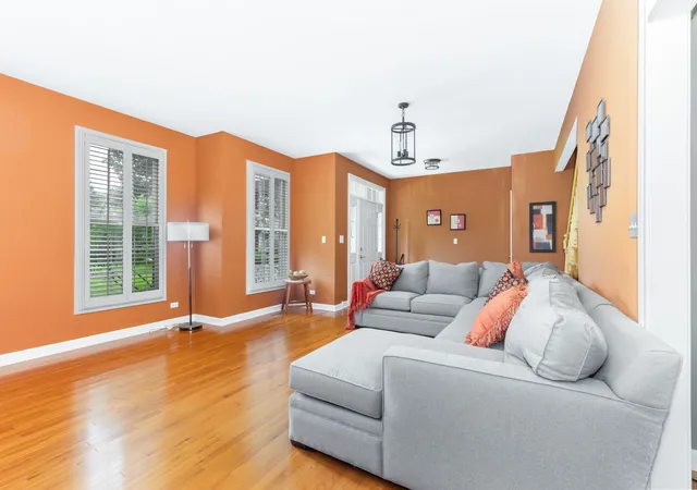 Homes for sale in St. Charles, IL | 4383 Canterbury Ct #4383, St. Charles, IL 60174 | MLS# 12692927