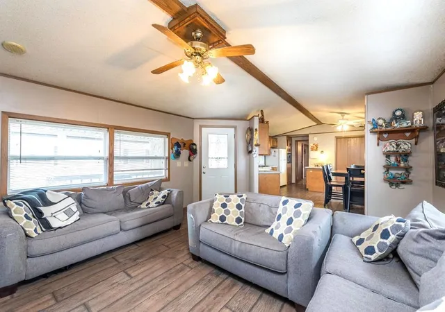 Photo 3 of Manufactured home for sale at 3285 Meadow Dr, Park City, IL 60085 | MLS# 12692962 | Listing updated on 2026-10-09