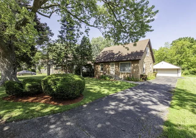 Homes for sale in Zion, IL | 3315 Emmaus Ave, Zion, IL 60099 | MLS# 12692976