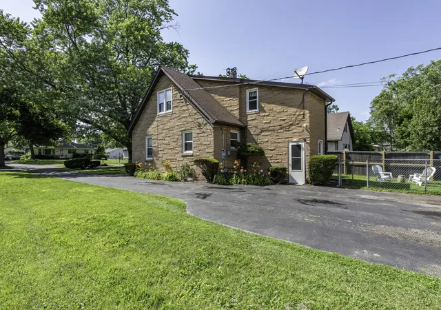 Homes for sale in Zion, IL | 3315 Emmaus Ave, Zion, IL 60099 | MLS# 12692976