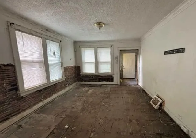4th image of 10731 S Eggleston Ave, Chicago, IL 60628 | MLS# 12692978