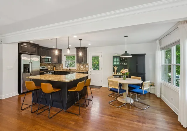 4th image of 9001 E Prairie Rd, Evanston, IL 60203 | MLS# 12692988