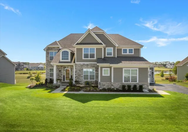 3rd image of 39W509 Norton Lake Dr, St. Charles, IL 60175 | MLS# 12693015