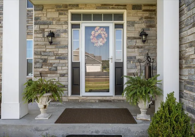 5th image of 39W509 Norton Lake Dr, St. Charles, IL 60175 | MLS# 12693015