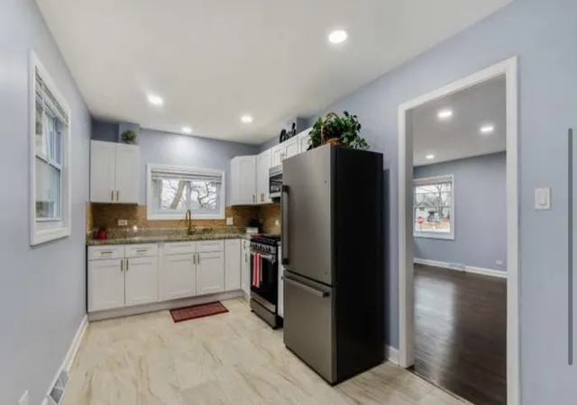 5th image of 16454 Winchester Ave, Markham, IL 60428 | MLS# 12693067