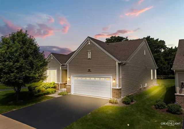 2nd image of 3923 Chesapeake Ln, Naperville, IL 60564 | MLS# 12693101