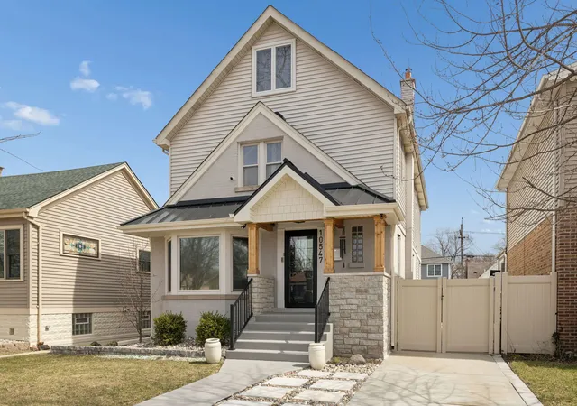 Homes for sale in Chicago, IL | 10547 S Troy St, Chicago, IL 60655 | MLS# 12693114