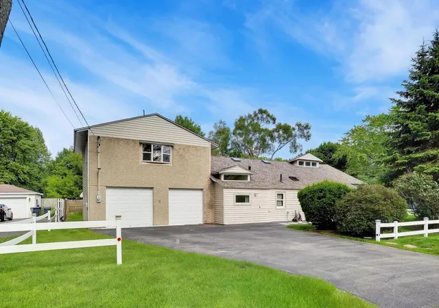 Homes for sale in Beach Park, IL | 10238 W Wadsworth Rd, Beach Park, IL 60099 | MLS# 12693159