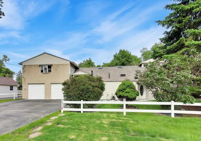 Homes for sale in Beach Park, IL | 10238 W Wadsworth Rd, Beach Park, IL 60099 | MLS# 12693159
