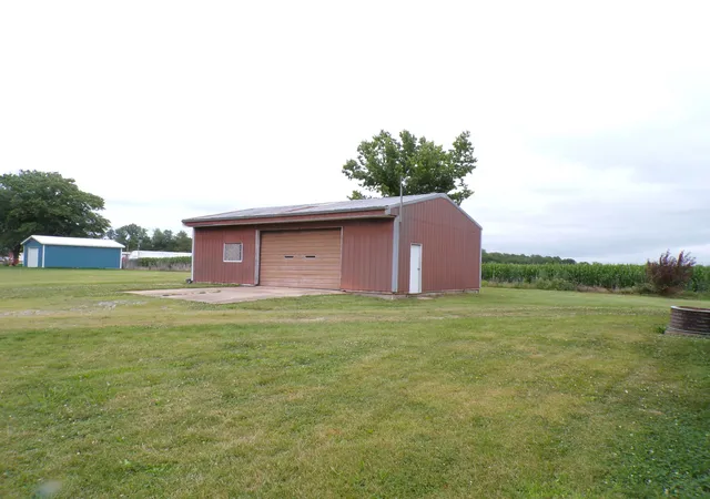 Homes for sale in Pinckneyville, IL | 3632 State Route 13/127 Route, Pinckneyville, IL 62274 | MLS# 12693176