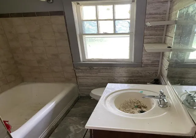 Photo 3 of Sale Pending at 14851 Perry Ave, South Holland, IL 60473 | MLS# 12693207 | Listing updated on 2026-09-14