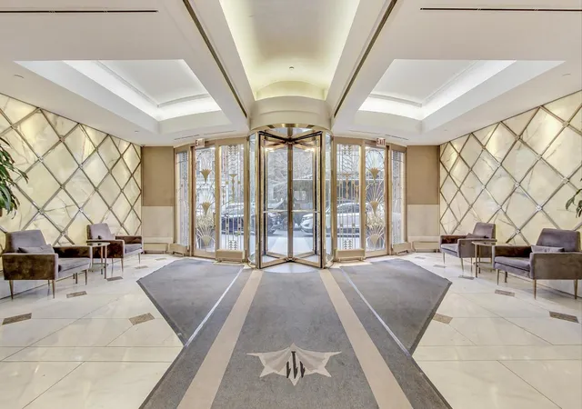 2nd image of 111 E Chestnut St #PH-AB, Chicago, IL 60611 | MLS# 12693222