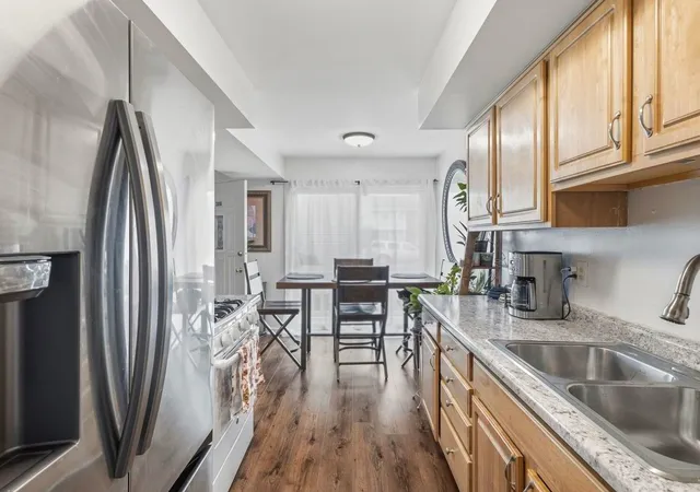 4th image of 306 Milton Ct #B, Bloomingdale, IL 60108 | MLS# 12693260