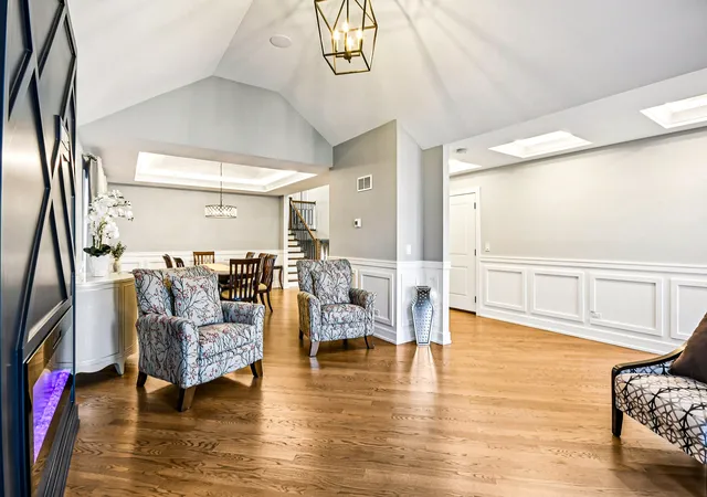 4th image of 8200 S Normandy Ave, Burbank, IL 60459 | MLS# 12693272