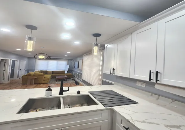 Listing Photo 5 - Condo for sale in building located at 1034 N Drake Ave, Chicago, IL 60651