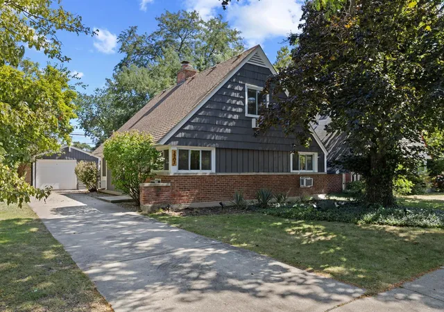 Single family home for sale at 2207 Crawford Ave, Evanston, IL 60201 | MLS# 12693326