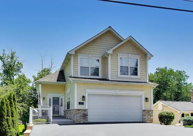 Homes for sale in Ingleside, IL | 36785 N Lake St, Ingleside, IL 60041 | MLS# 12693336