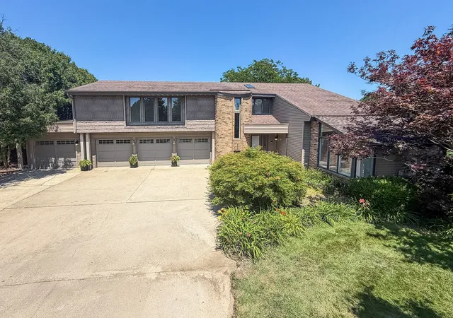 Photo 1 of Single family home for sale at 1171 Gloria Ct, Monticello, IL 61856 | MLS# 12693373 | Listing updated on 2026-07-21
