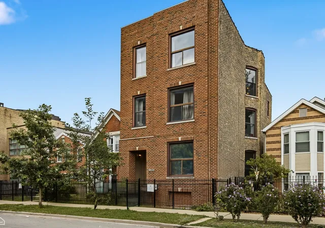 Photo 1 of Condo for sale at 1403 N Rockwell St #3, Chicago, IL 60622 | MLS# 12693409 | Listing updated on 2026-08-26