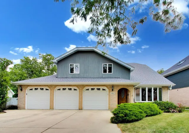 Photo 1 of Sale Pending at 443 N Tara Ln, Addison, IL 60101 | MLS# 12693441 | Listing updated on 2026-10-07