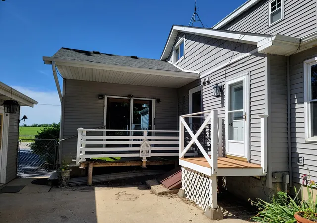 Homes for sale in Garden Prairie, IL | 10124 Us Rt 20, Garden Prairie, IL 61038 | MLS# 12693478