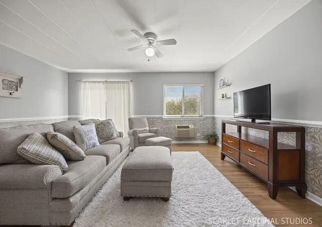 5th image of 1060 N Mill St #202, Naperville, IL 60563 | MLS# 12693507