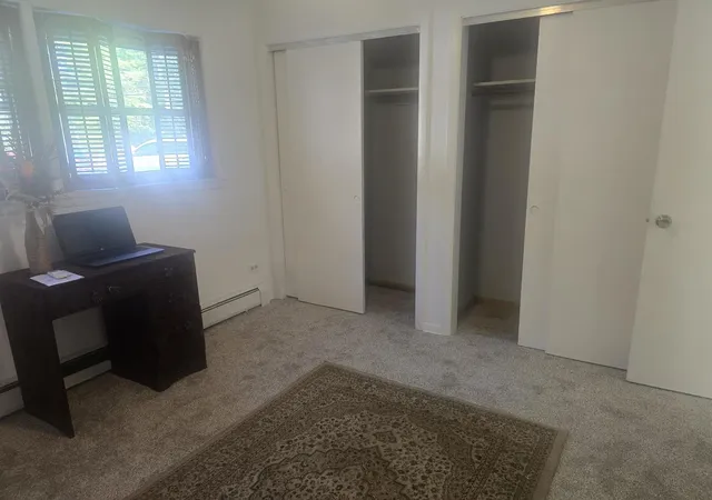 Photo 3 of Condo for sale at 10425 S Hale Ave #1C, Chicago, IL 60643 | MLS# 12693537 | Listing updated on 2026-09-28