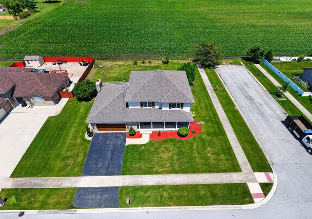 image of 1692 185th St, Lansing, IL 60438 | MLS# 12693552