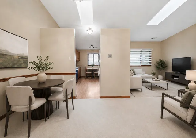 Listing Photo 4 - Condo for sale in building located at 10521 S Roberts Rd, Palos Hills, IL 60465 - Unit #3A