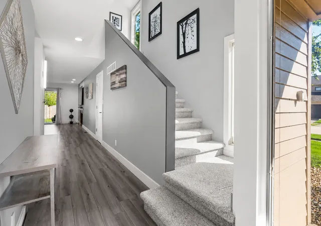 4th image of 16 Briar Hill Cir, Champaign, IL 61822 | MLS# 12693564