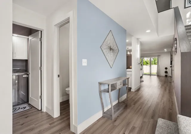 5th image of 16 Briar Hill Cir, Champaign, IL 61822 | MLS# 12693564
