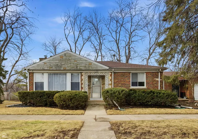 1st image of 6310 N La Crosse Ave, Chicago, IL 60646 | MLS# 12693573