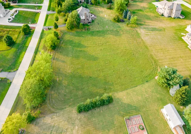 3rd image of 8300 Appaloosa Ln, Spring Grove, IL 60081 | MLS# 12693648