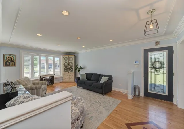 5th image of 16829 Creekside Ave, Tinley Park, IL 60487 | MLS# 12693657