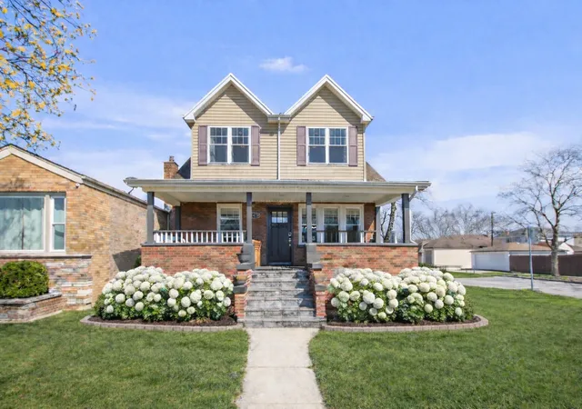 Homes for sale in Chicago, IL | 10459 S Troy St, Chicago, IL 60655 | MLS# 12693672