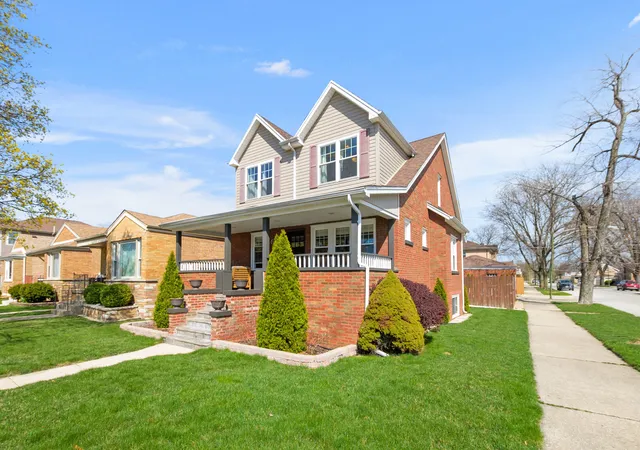 Homes for sale in Chicago, IL | 10459 S Troy St, Chicago, IL 60655 | MLS# 12693672