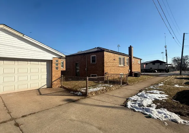 3rd image of 12484 S Michigan Ave, Chicago, IL 60628 | MLS# 12693722