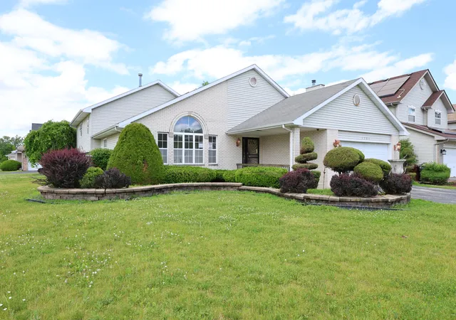 Photo 1 of Single family home for sale at 4280 187th Place, Country Club Hills, IL 60478 | MLS# 12693728 | Listing updated on 2026-09-25