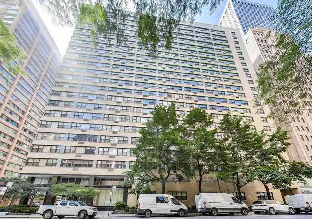Homes for sale in Chicago, IL | 850 N Dewitt Pl #20A, Chicago, IL 60611 | MLS# 12693743