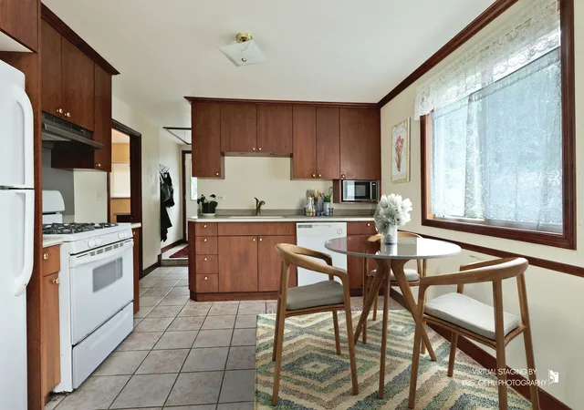 Photo 4 of Single family home for sale at 35831 N Helendale Rd, Ingleside, IL 60041 | MLS# 12693747 | Listing updated on 2026-10-09
